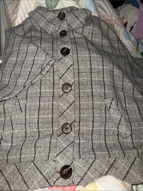 Halogen Gray Herringbone Button-Up Coat with Dark Buttons 0021